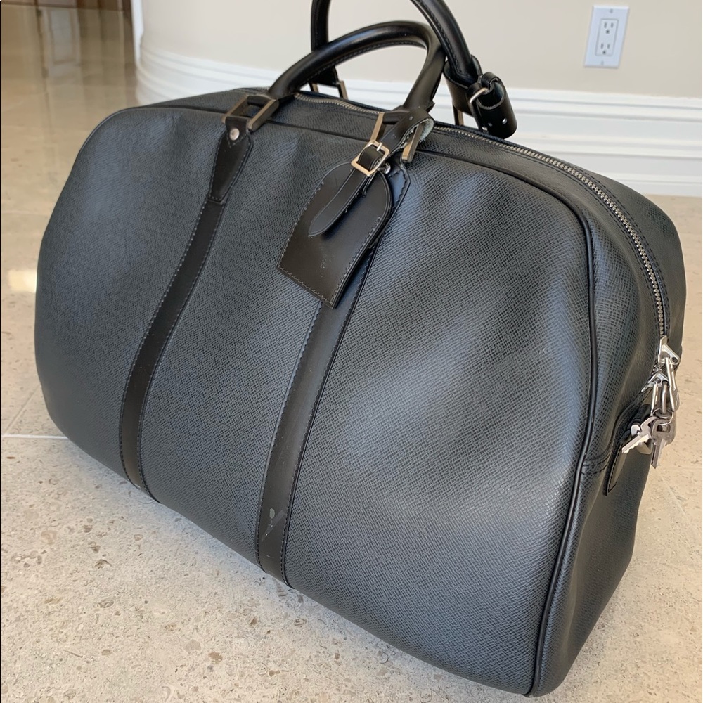 Louis Vuitton Taiga Kendall PM Duffel